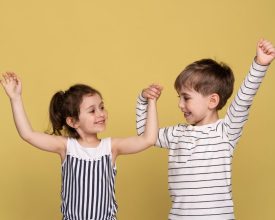 smiley-little-kids-holding-hands.jpg